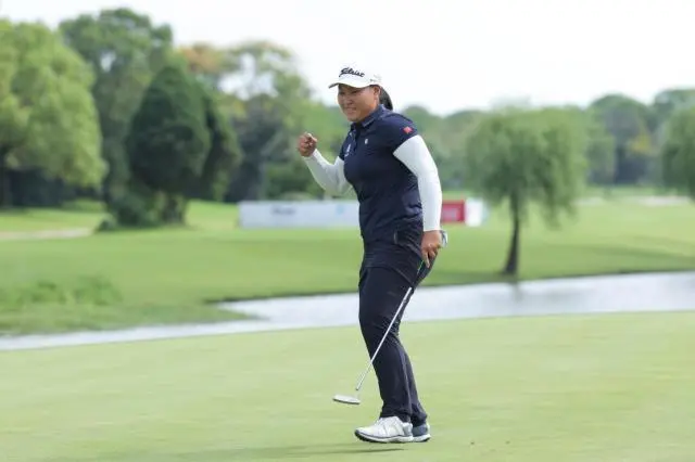 参加世界业, 杆吞下柏忌 参加世界业, 杆吞下柏忌